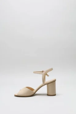 Atelier Content - Beige Sandaal hak