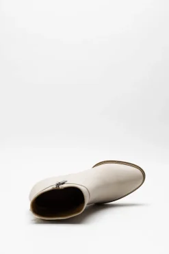 Atelier Content - Lichtbeige Enkellaars hak