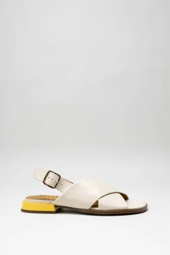 Chie Mihara - Lichtbeige Sandaal plat