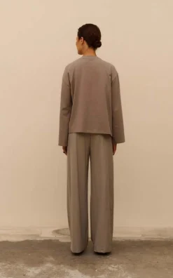 Club L Avenir - Taupe T-shirt/top