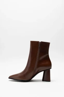 Ctwlk - Cognac Enkellaars hak
