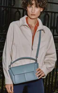 Kaai - Lichtblauw Cross body