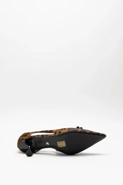 Lola Cruz - Bruin Pump