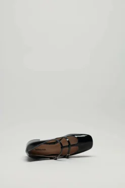 Lola Cruz - Zwart Pump