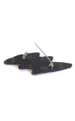 Macon&lesquoy - Rood Broches & pins