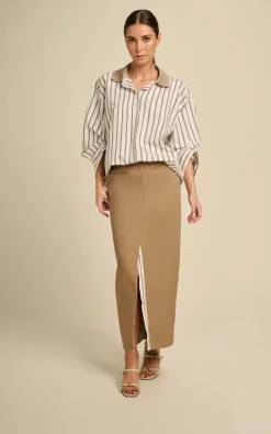 March 23 - Beige Rok