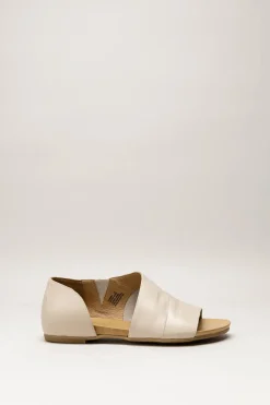 Miz Mooz - Lichtbeige Sandaal plat