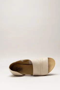 Miz Mooz - Lichtbeige Sandaal plat