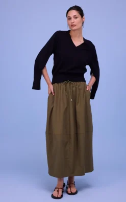 Nathalie Vleeschouwer - Kaki Rok