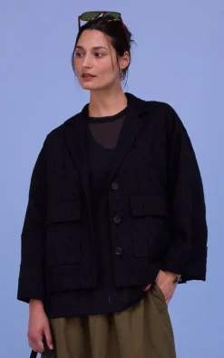 Nathalie Vleeschouwer - Zwart Jas