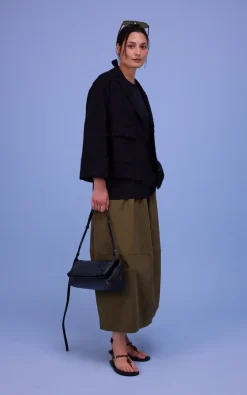 Nathalie Vleeschouwer - Zwart Jas