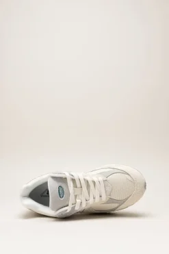 New Balance - Ecru Sneaker
