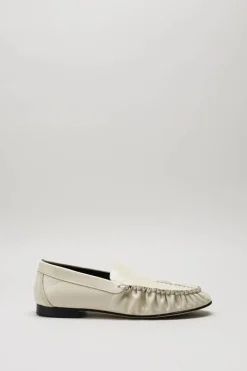 Odare - Ecru Mocassin