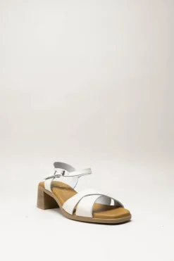 Oh My Sandals - Lichtbeige Sandaal hak