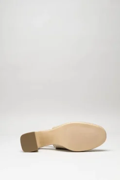 Regarde Le Ciel - Beige Pump