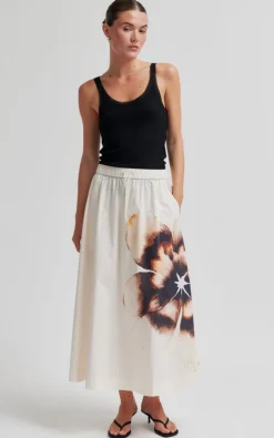 Second Female - Creme Rok