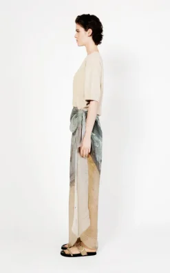 Talking Walls - Beige Sjaals