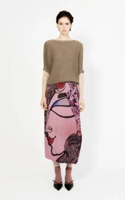 Talking Walls - Roze Rok