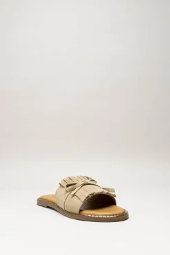 Tango - Beige Slipper