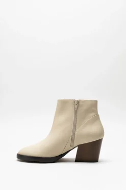 Thiron - Lichtbeige Enkellaars hak