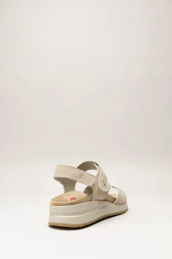 Treintas - Beige Sandaal sleehak