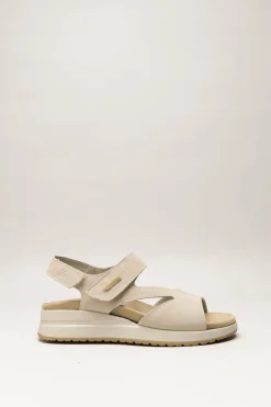 Treintas - Beige Sandaal sleehak