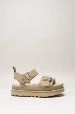 Ugg - Beige Sandaal sleehak
