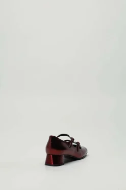 Zinda - Bordeaux Ballerina